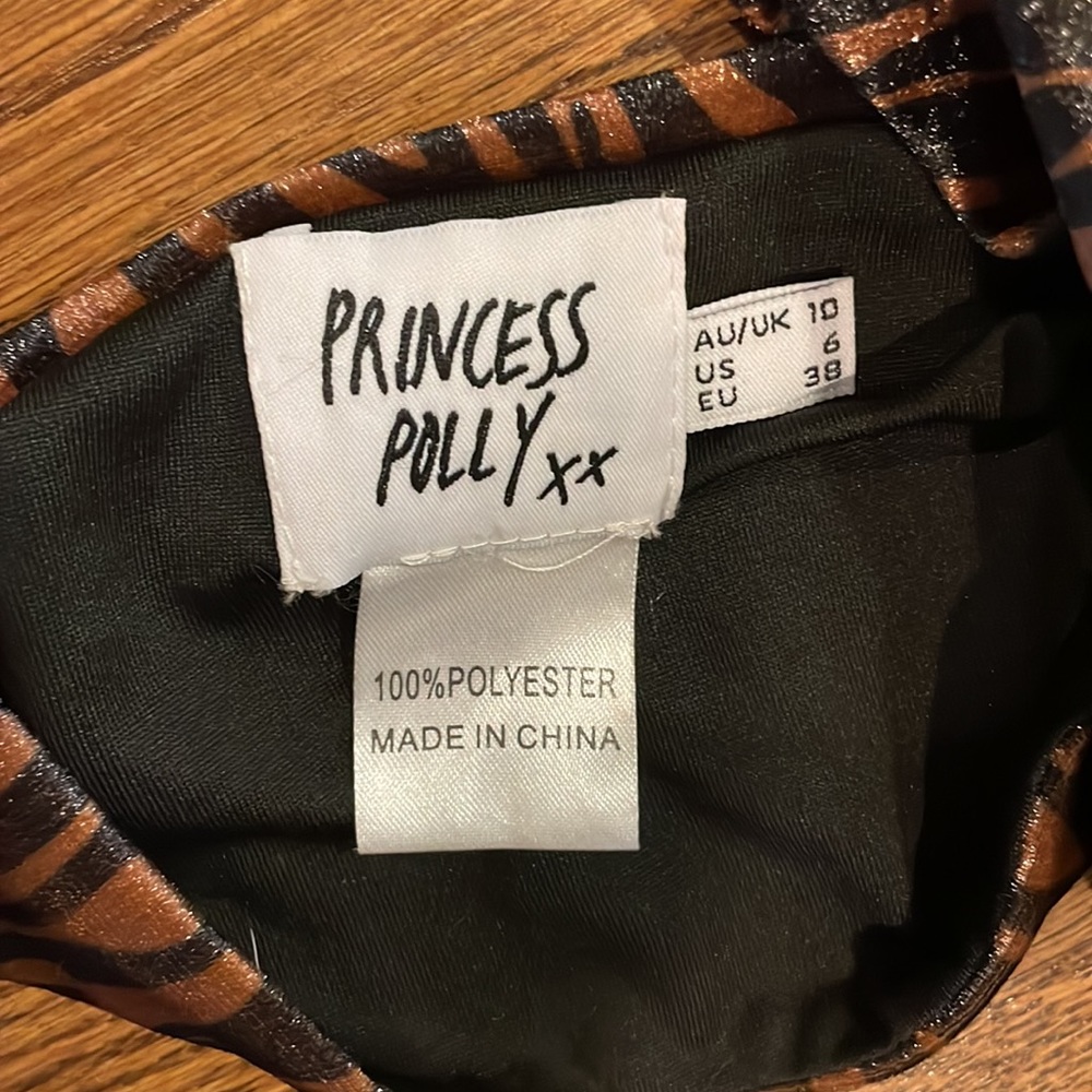 Princess Polly brown/black zebra stripe velvet wrap halter top size 6 - Picture 4 of 4